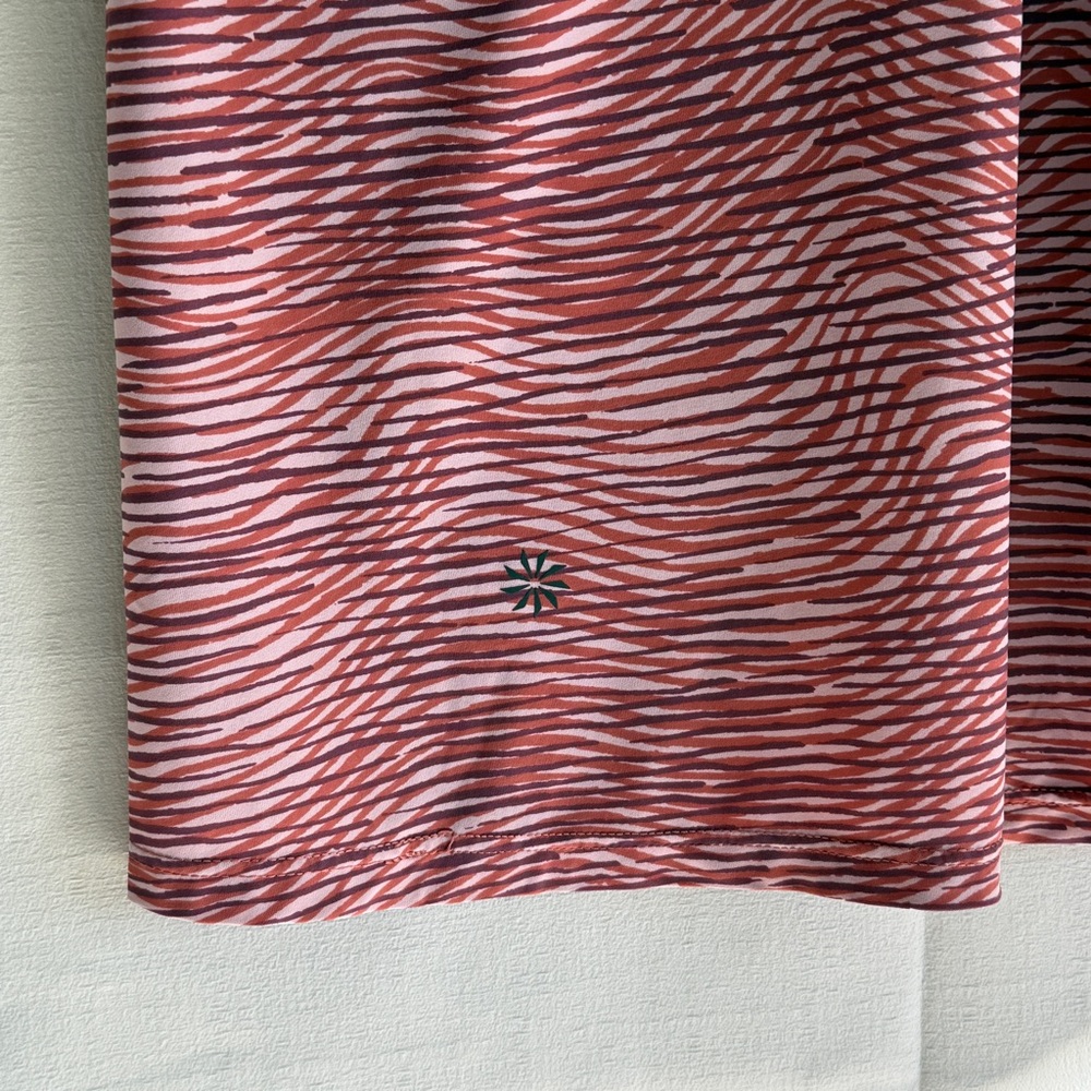 Women’s Athleta Ultimate Scoop Tank - Picture 4 of 6